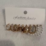 Fashion Jewelry Gold and Pearl Hoop Earrings Set Photo 0
