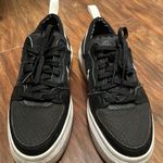 Nike Sneakers Photo 1