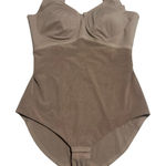 Honeylove Tank Bodysuit Size Large Sand Cami Bra Neutral Adjustable Straps Tan Photo 0