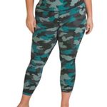 Lululemon Base Pace High-Rise Tight Women 20 Teal Camo Stretch Athletic Curvy Photo 1