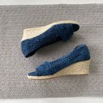 Coldwater Creek  Navy Blue Crochet Peep Toe Espadrille Wedge Sandals Photo 7