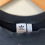 Adidas Originals Shattered Trefoil cropped sweatshirt Black Photo 3