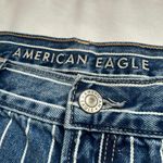 American Eagle β
Mom Jeans - Striped Blue β
Photo 7