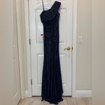 Mac Duggal NWT Ieena for 26550 Navy Sequined Drop Shoulder Gown Size 4 Photo 4
