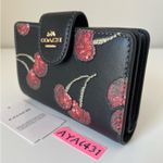 Coach  Wallet Photo 0