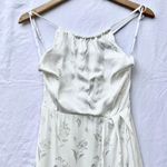 Lulus | NWT REMARKABLE MOMENTS WHITE FLORAL JACQUARD SATIN TULIP MIDI DRESS XS Photo 8