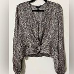 HAVER London size medium animal print top pullover longsleeve snaps at v Photo 11