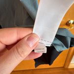 Athleta  Women's Teal Black Pleated Tank Top Size L Athleisure Workout Activewear Photo 3