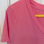 Gap  Organic Cotton V-Neck Short Sleeve Tee in Lipstick Pink Photo 3