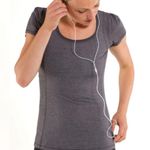 Lululemon Athletica Run: Back On Track Short Sleeve Tech Tee in Coal Size 8 Photo 0