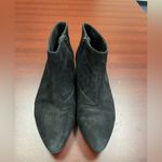 Vagabond  Black Leather Ankle Boots Low Heel Chelsea Style Booties Sz EU39 or US8 Photo 3