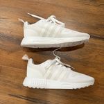 ADIDAS Originals Women's Smooth Runner Sneaker White Size 6.5 Photo 4