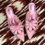 Vintage 90s Lumiani Pink leather pointed toe kitten heels mules pumps flower floral Italy #coquette #fairycore #glamour #prom #formal office siren classy RARE EUR 38 Photo 0