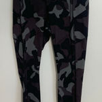 Athleta  Camo Leggings size small‎ Photo 0