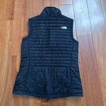 The North Face  Lightweight black Puffer Vest Size S Photo 2
