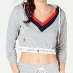 Tommy Hilfiger 3 for $15!! sweatshirt Photo 0