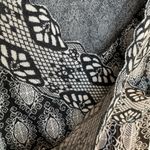 Knitted & Knotted Patterned Dress M Womens Scallop V Neck Cap Sleeve Mini Wool Black Size M Photo 1