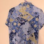 Liz Claiborne Vintage Crazy Horse () Blue Floral Button-Up Shirt Photo 1