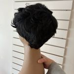 Black short, curly wig with purple streaks Size undefined Photo 7