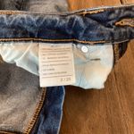 Kancan Bainbridge High Rise Mom Fit jeans medium blue size 25 / 3 Photo 4