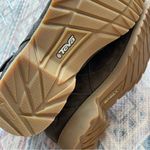 Teva  Delavina zip up waterproof suede ankle booties Photo 3