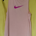 Nike  Women's Cream leeveless Top Size M Photo 0