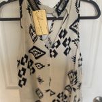 vintage savannah Beaded Neck Cut out Tank Top  Photo 1