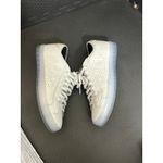 P448  Sneakers White Leather Sneaker Blue Sole‎ Womens Shoes Size 37 US 7 Photo 4