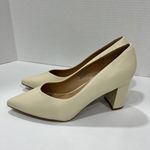 Journee Collection Womens Simonne Pointed Toe Block Heel Pumps. Size: 9.5WD Photo 3