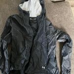 Under Armour Wind Breaker  Photo 0