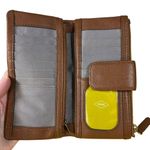 Fossil Ella Clutch Brown Leather Wallet zipper fold card orgainizer Photo 3