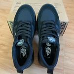 Vans UltraRange Neo VR3 Shoe Women 9.0 US Mens 7.5 US Photo 10