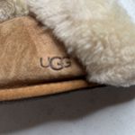 UGG  SCUFFETTE II SLIPPERS SAND SIZE 8 USED CONDITION Photo 8