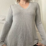 Beyond Yoga  Cut Out Open Back V Neck Long Sleeve Sweater Sz Small Grey‎ Soft Photo 0