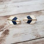 Vintage Clip On Earrings Photo 1