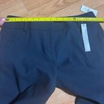 Loft NWT Anne Taylor Ladies 4 curvy through the hip Navy ankle slim pants Photo 3