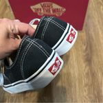 Vans  off the wall black lace up shoes sneakers women’s 8.5 Photo 3