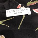 Flynn Skye  rayon black floral print tunic size S Photo 4
