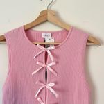 Le lis  Satin Bow Detail Sleeveless Sweater Top in Pink NEW Size Medium Photo 5