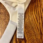 Nike  White Sports Bra Size Medium NWOT Photo 3