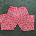 Cute size small multi colored pink crop yoga pants EUC Pink Photo 2