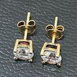 Sterling Silver HAUTE JEWELS 925 Gold Vermeil Solitaire Stud 4mm Earrings 1.8g Photo 8