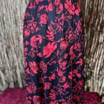 VTG Women’s Red Florals Black Midi Skirt 16W Black Size 16 Photo 0