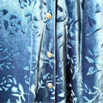 Diane Von Furstenberg Diane Von Furstenburg The Color Authority Size Small Blue Velvet Button Down Y2K Photo 5