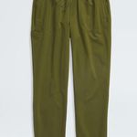 The North Face nwt Women’s Never Stop Wearing Pants forest olive green Photo 4
