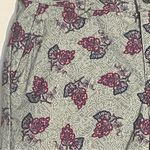 Orvis Vintage  women’s Floral ( green/pink/navy) Patterned shorts size 8 Photo 3