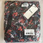 Leota  Skyler Cropped in Confetti Floral BlackJumpsuit, M Photo 5