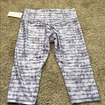 Athleta  Elation Printed Capri leggings size 2X NWT Photo 5