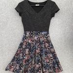 Maison Jules  Women's Dress Short Sleeve XS V Neck Floral Fit & Flare Lined Photo 0