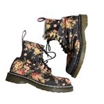 Dr. Martens 1460 Victorian Flowers Floral Canvas Boots Size: 8 Photo 1